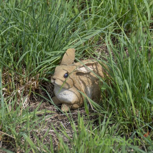 Fekvő nyúl polyresin szobor, kültéri és beltéri dekorációs kiegészítő