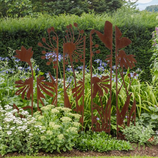 Rusztikus stílusú lézervágott fém növényfuttató, virág mintás, 170 cm, 5 db-os szett